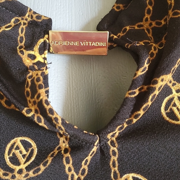 Adrienne Vittadini Gold and Black Tank NWT - Picture 2 of 5